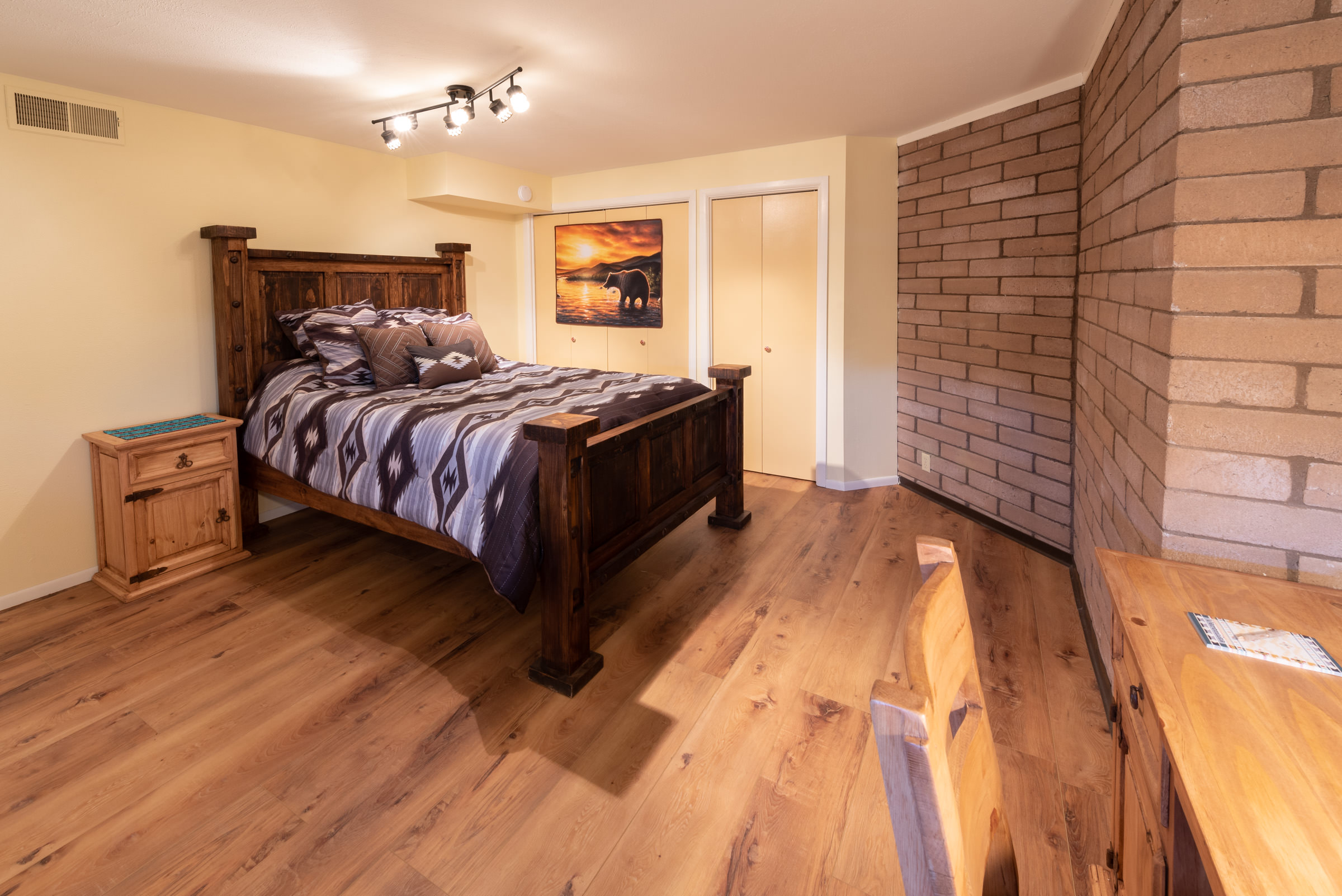 Southwest rustic vacation home - Casa Bear, Los Alamos